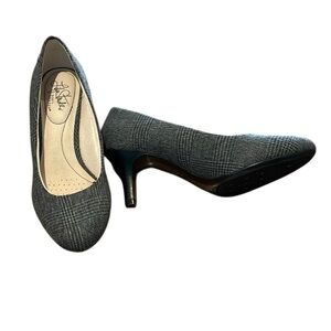 Lifestride Soft System Parigi Plaid Fabric Pumps Size 8M